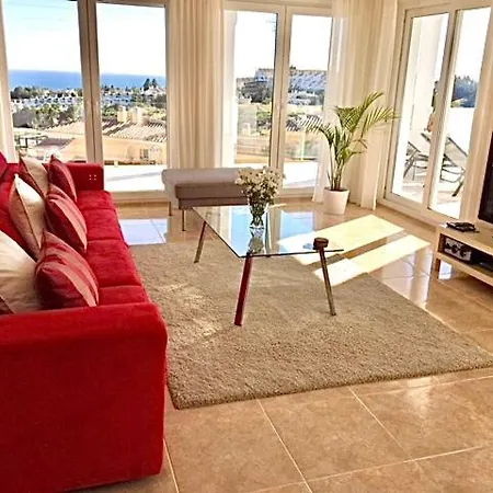 Villa Modern With Heated Pool, Jacuzzi, Sauna, Sleeps 10