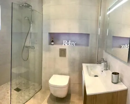 Modern With Heated Pool, Jacuzzi, Sauna, Sleeps 10 * Sitio de Calahonda