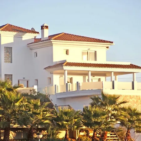 Villa Modern With Heated Pool, Jacuzzi, Sauna, Sleeps 10 *